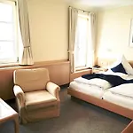 Hotell Alte Post 3*