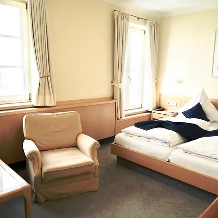 Hotel Alte Post 3*